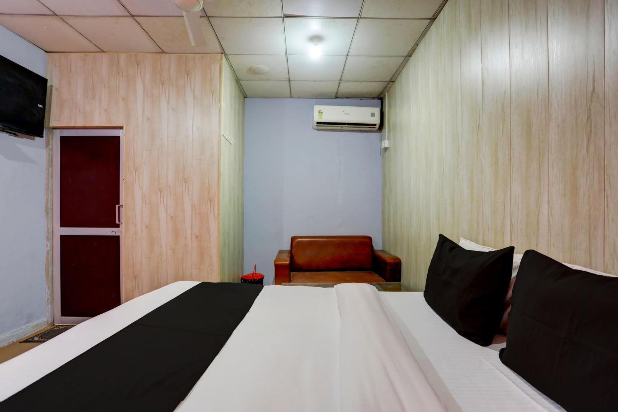 Collection O Harsh Hotel & Restaurant Bhiwadi Ngoại thất bức ảnh