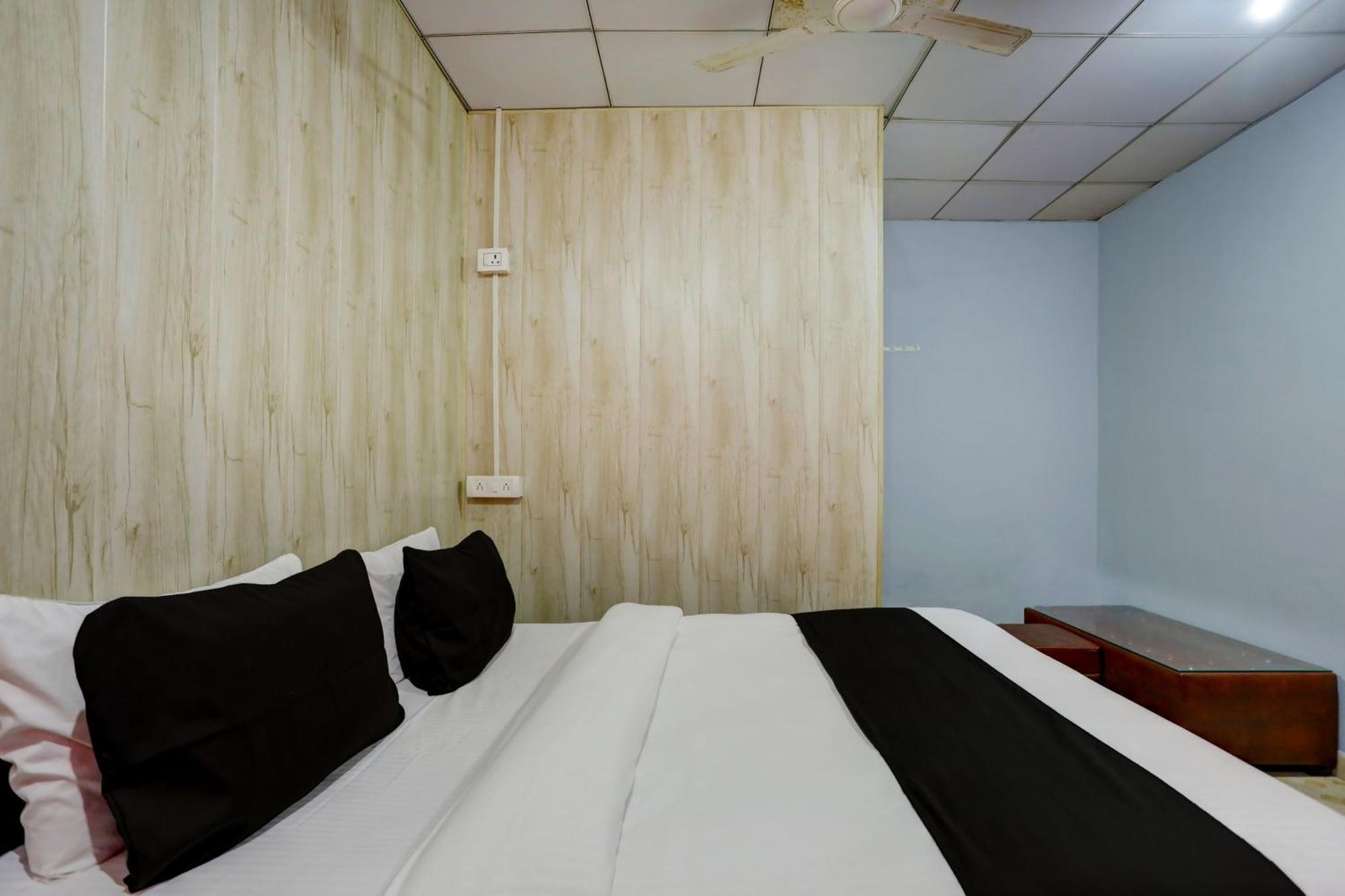 Collection O Harsh Hotel & Restaurant Bhiwadi Ngoại thất bức ảnh
