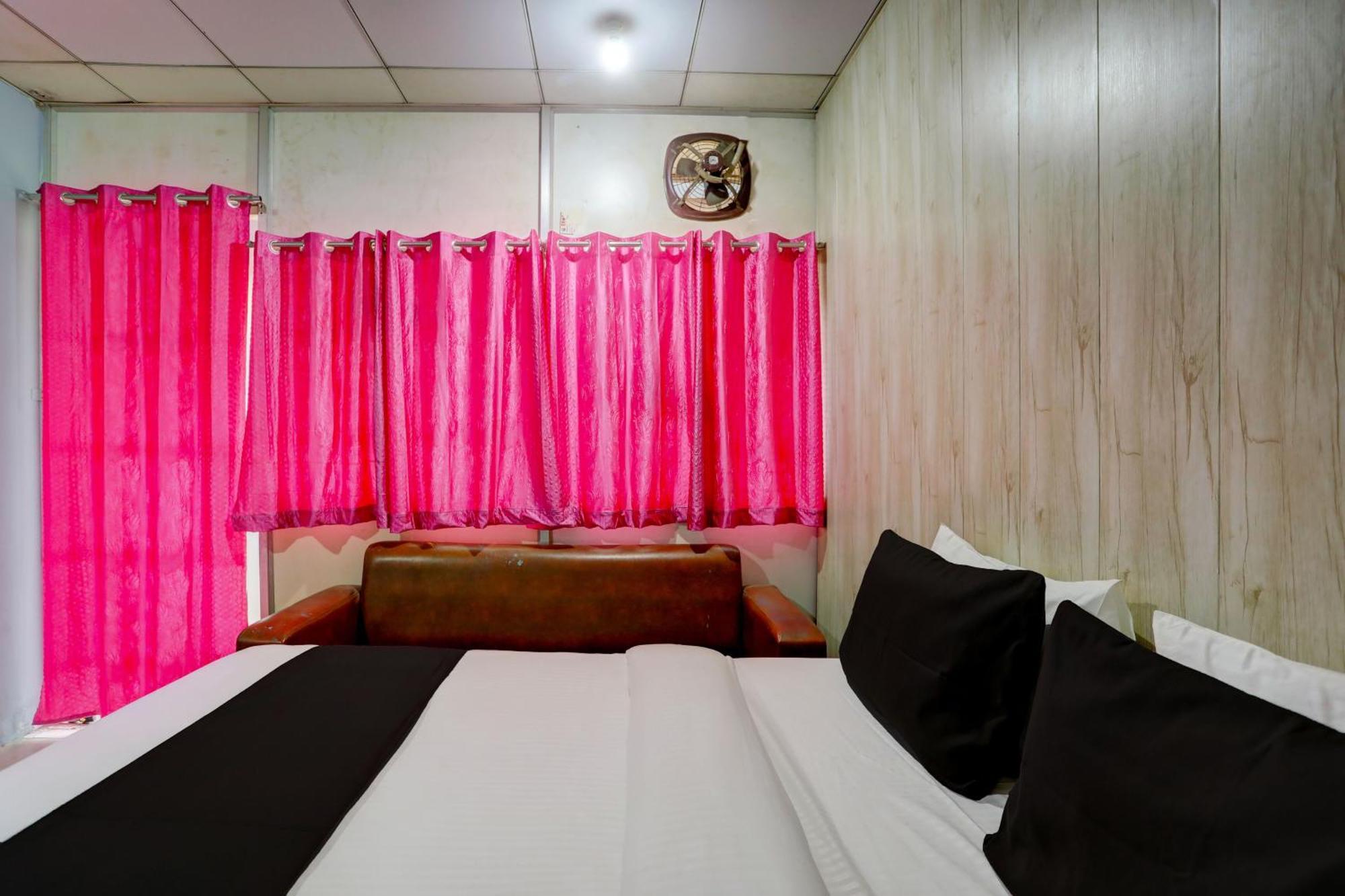 Collection O Harsh Hotel & Restaurant Bhiwadi Ngoại thất bức ảnh