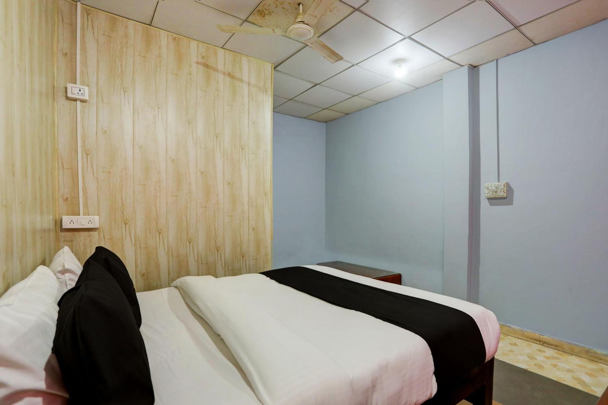 Collection O Harsh Hotel & Restaurant Bhiwadi Ngoại thất bức ảnh